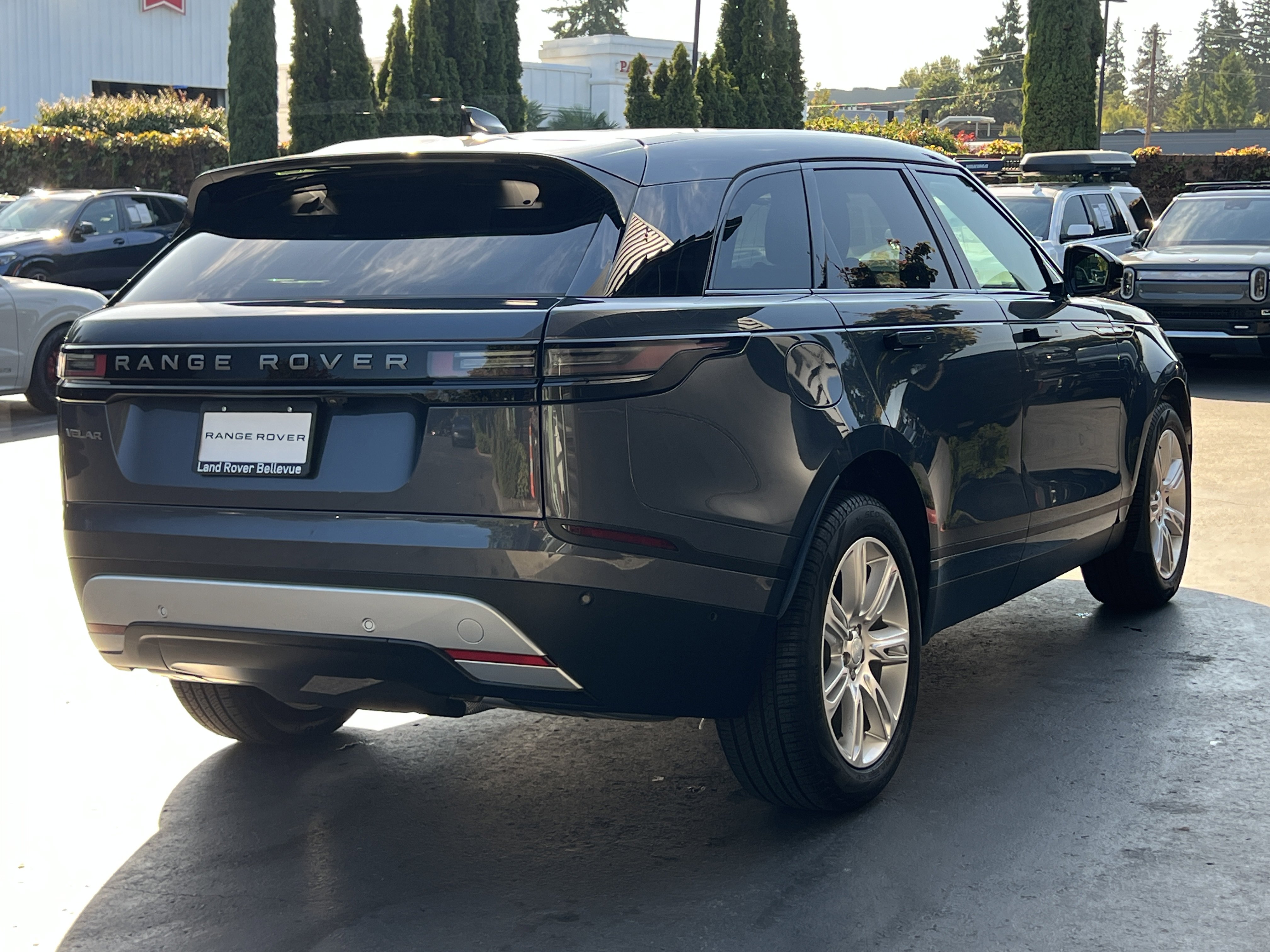 New 2025 Land Rover Range Rover Velar S image 8