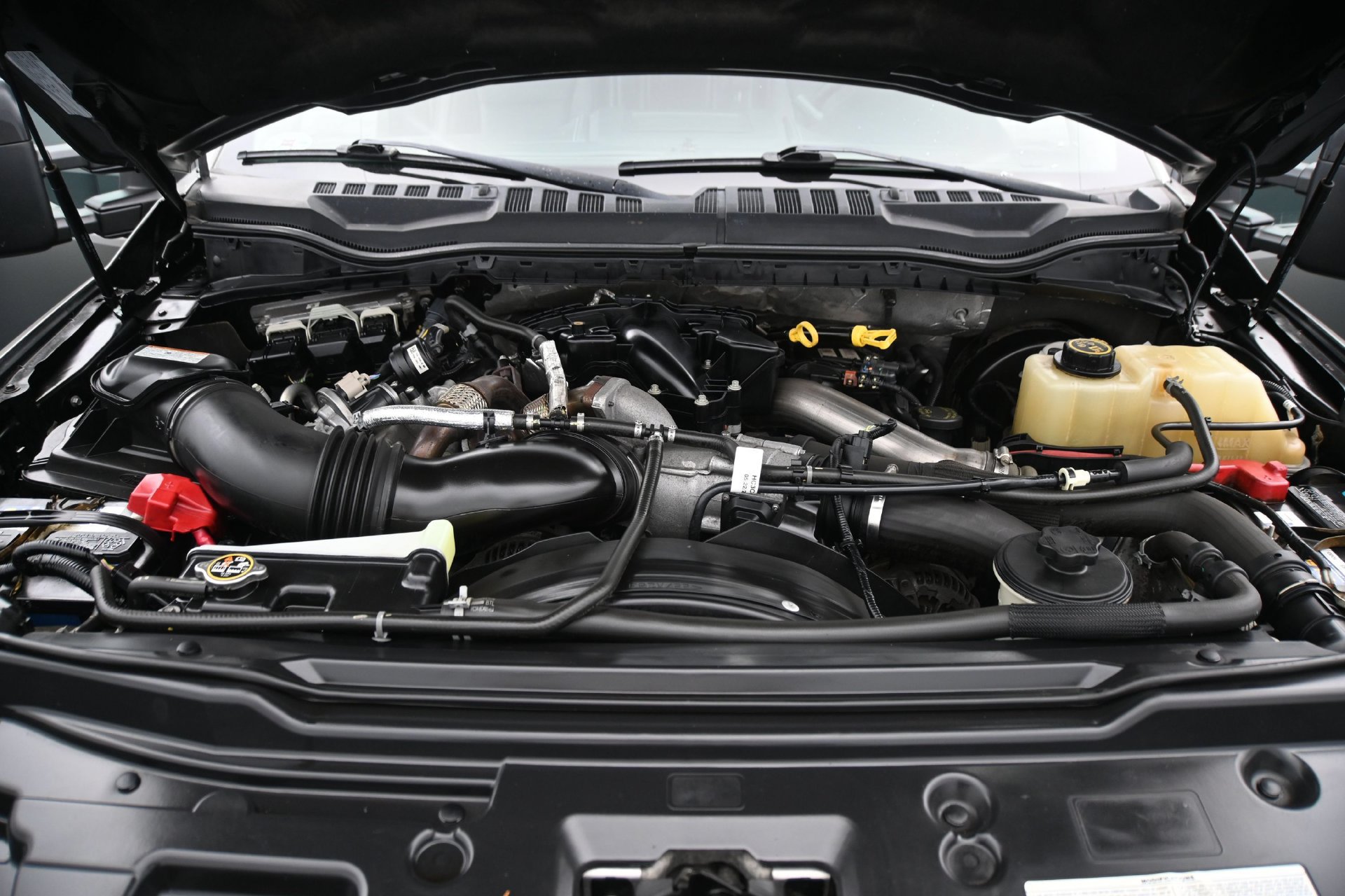 Used 2019 Ford F350 Lariat AWD/4WD image 32