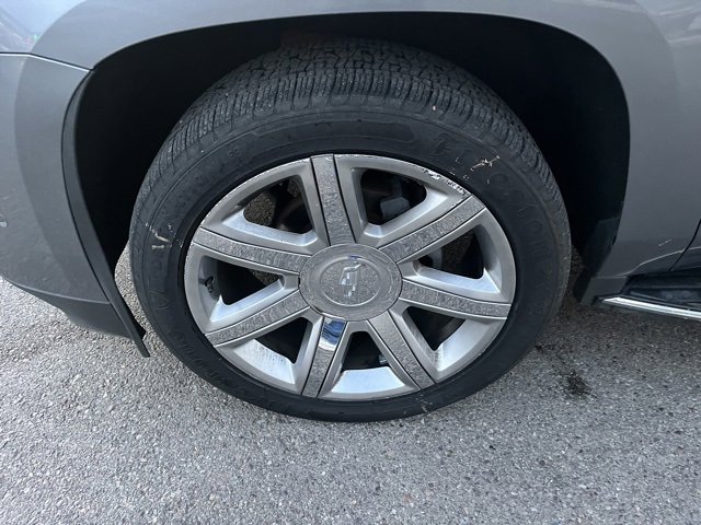 Used 2019 Cadillac Escalade ESV Luxury image 20