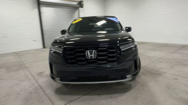 Used 2025 Honda Pilot EX-L image 6