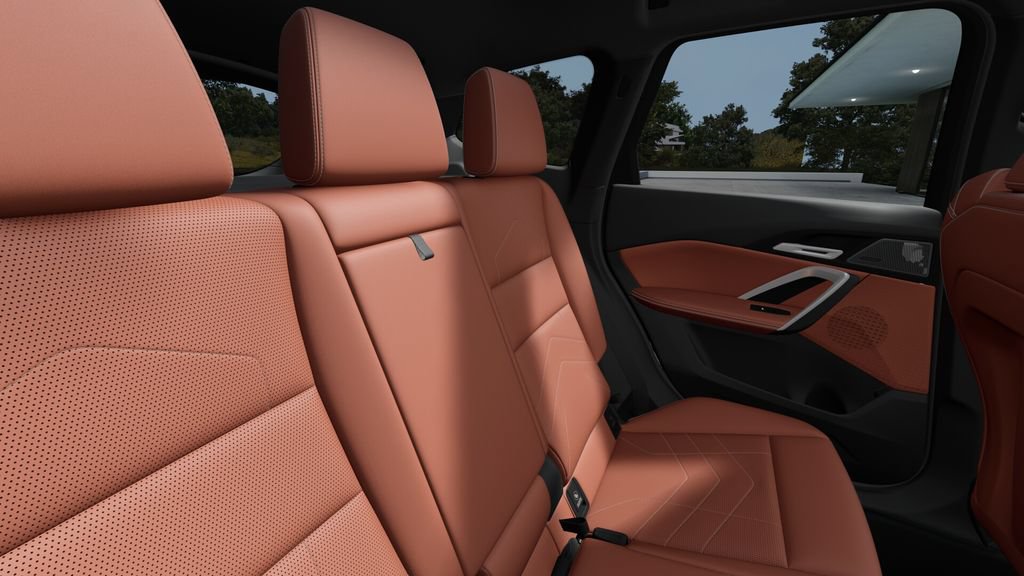 New 2027 BMW X1 xDrive28i AWD/4WD image 12