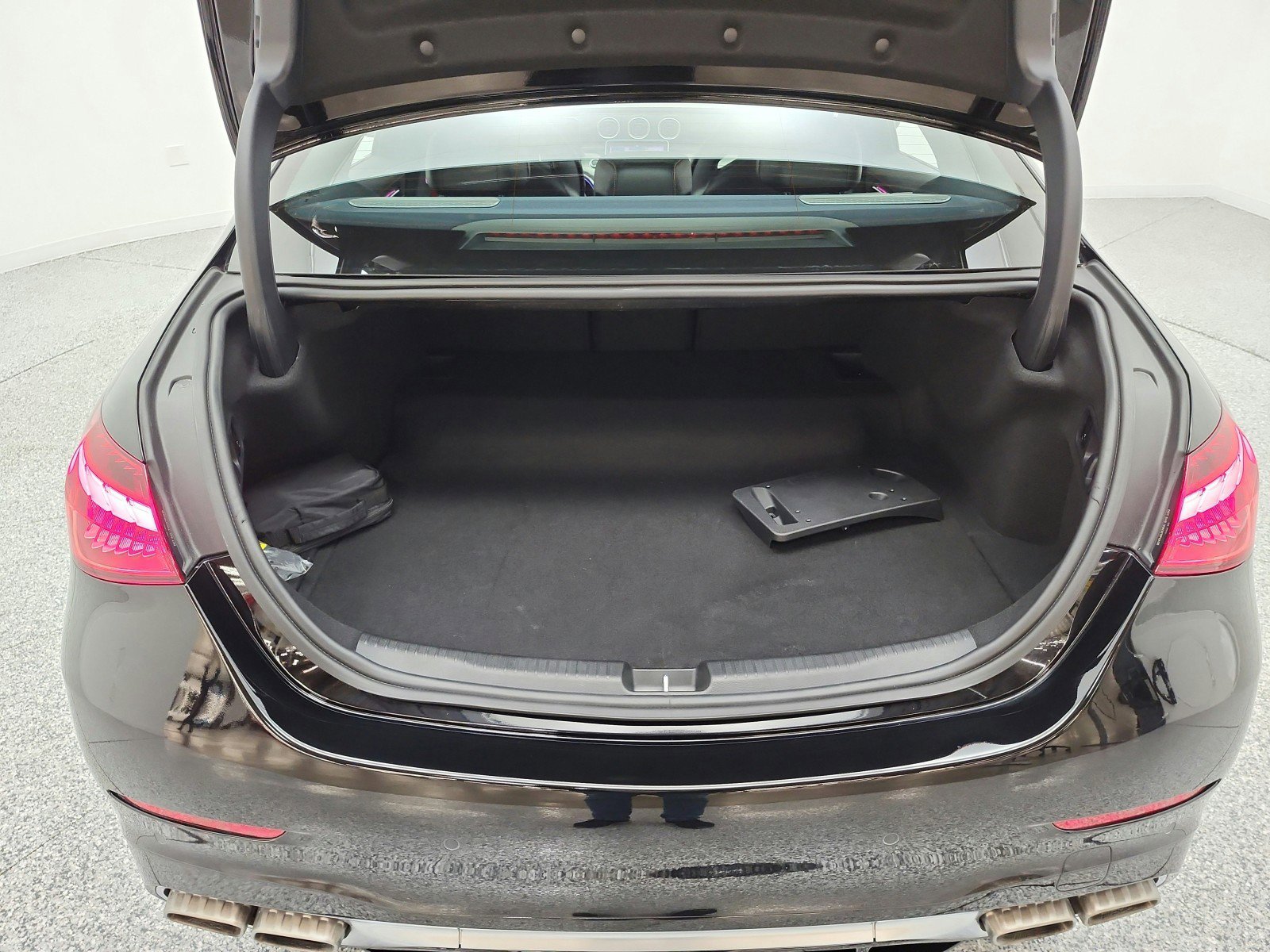 Used 2024 Mercedes-Benz C 36 AMG S image 29