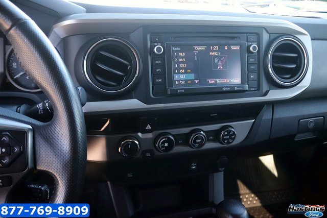 Used 2017 Toyota Tacoma SR5 image 15