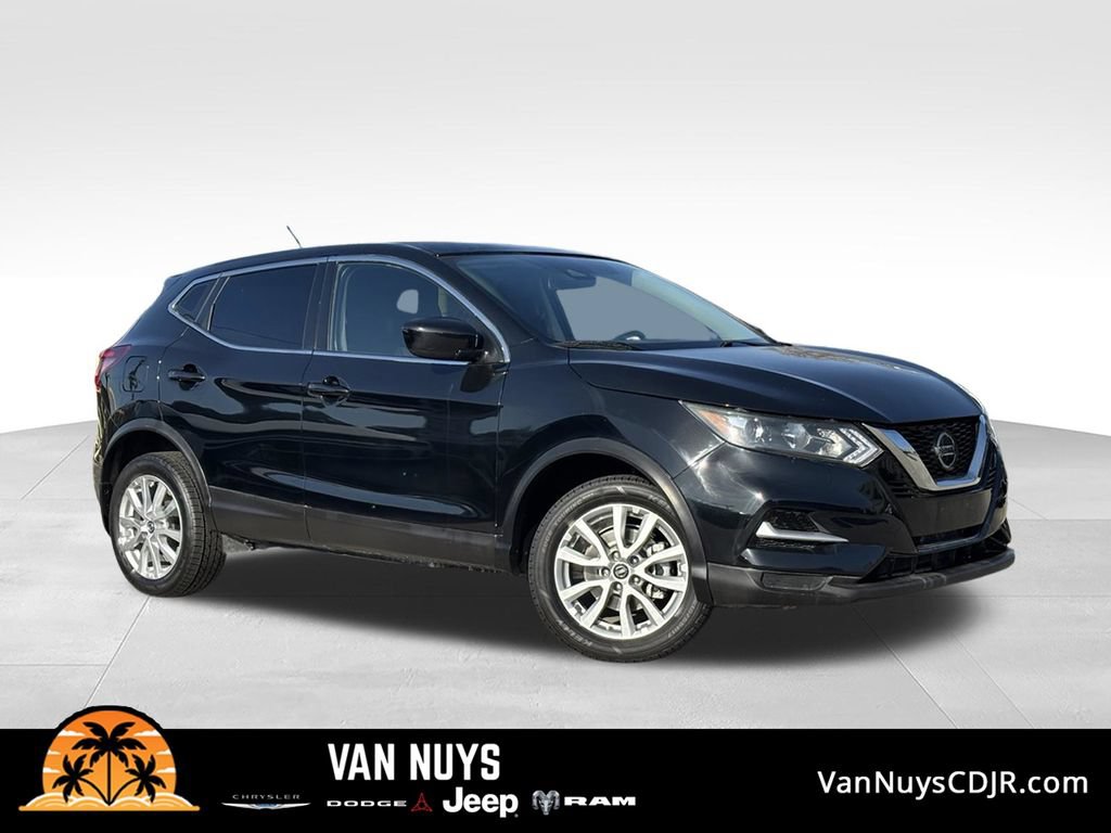 Used 2021 Nissan Rogue Sport S FWD image 1