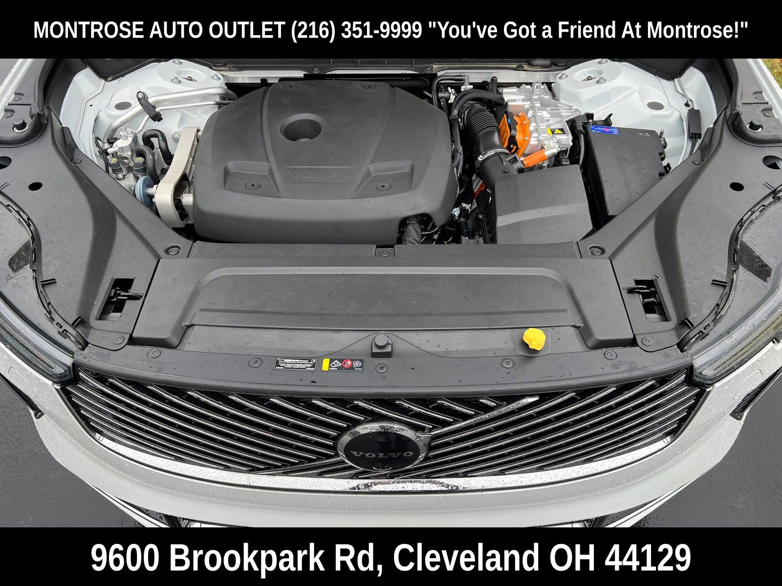 New 2025 Volvo XC90 T8 Core w/ Protection Package Premier image 35