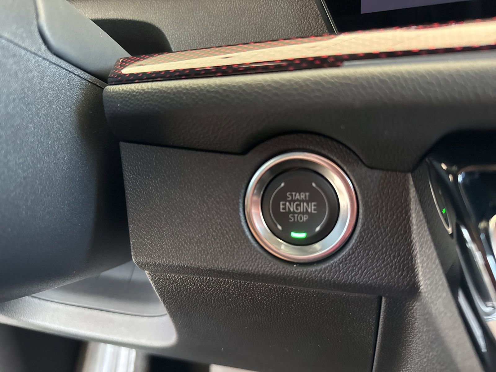 New 2026 Chevrolet Traverse RS w/ LPO, Floor Liner Package image 33