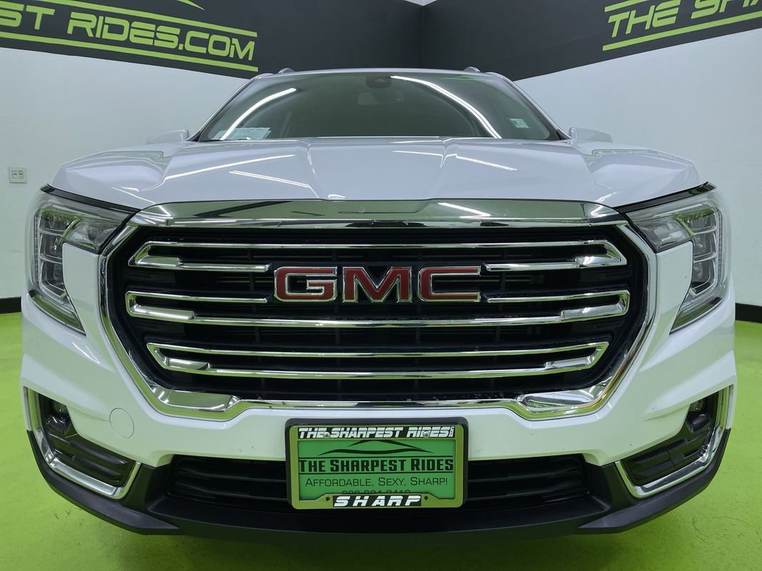 Used 2023 GMC Terrain SLT image 11