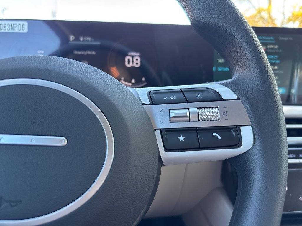 New 2026 Hyundai Tucson SEL image 32