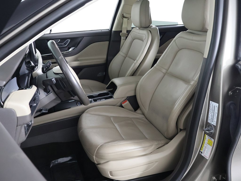 Used 2020 Lincoln Corsair AWD w/ Premium Package image 30