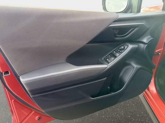 Used 2024 Subaru Crosstrek 2.0i Premium AWD/4WD image 17