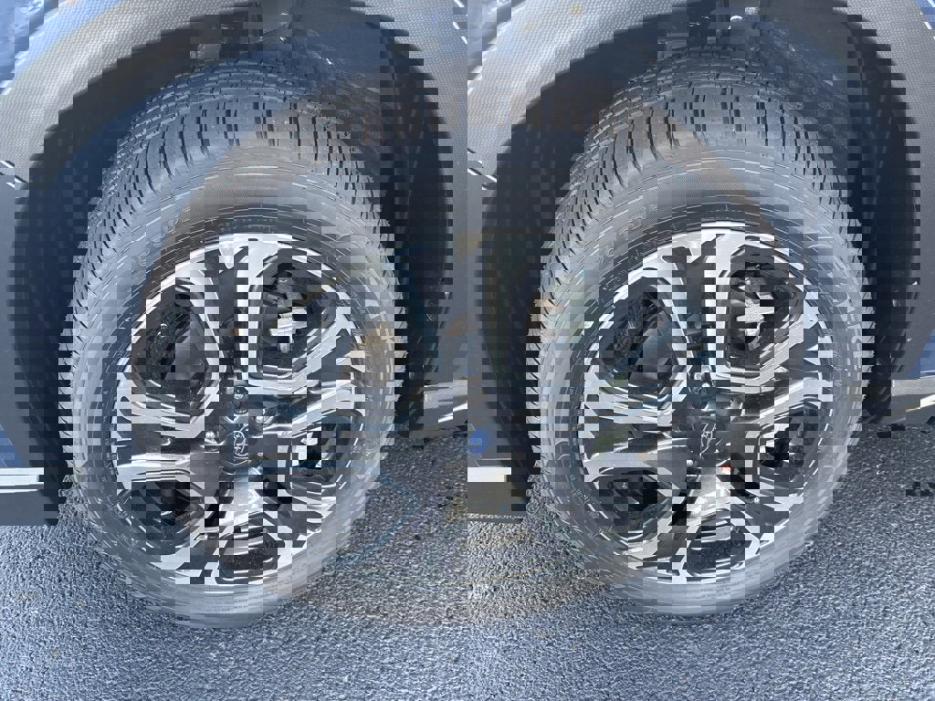 New 2025 Subaru Ascent Limited image 3