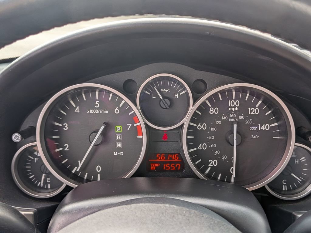 Used 2010 MAZDA MX-5 Miata Touring image 21