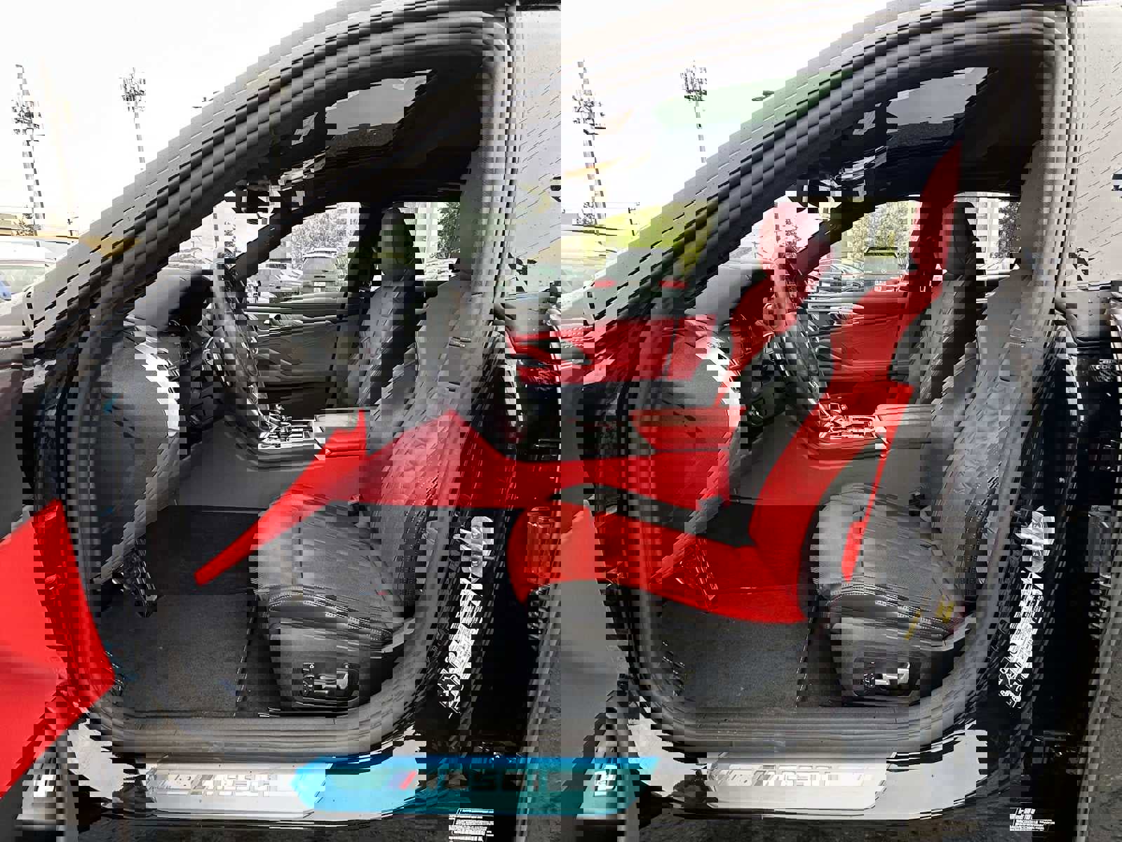 Used 2025 BMW M850i xDrive image 23