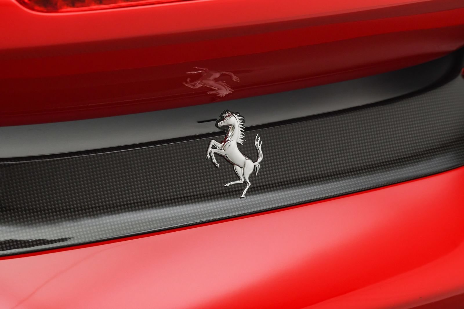 Used 2020 Ferrari 488 Pista Coupe RWD image 12