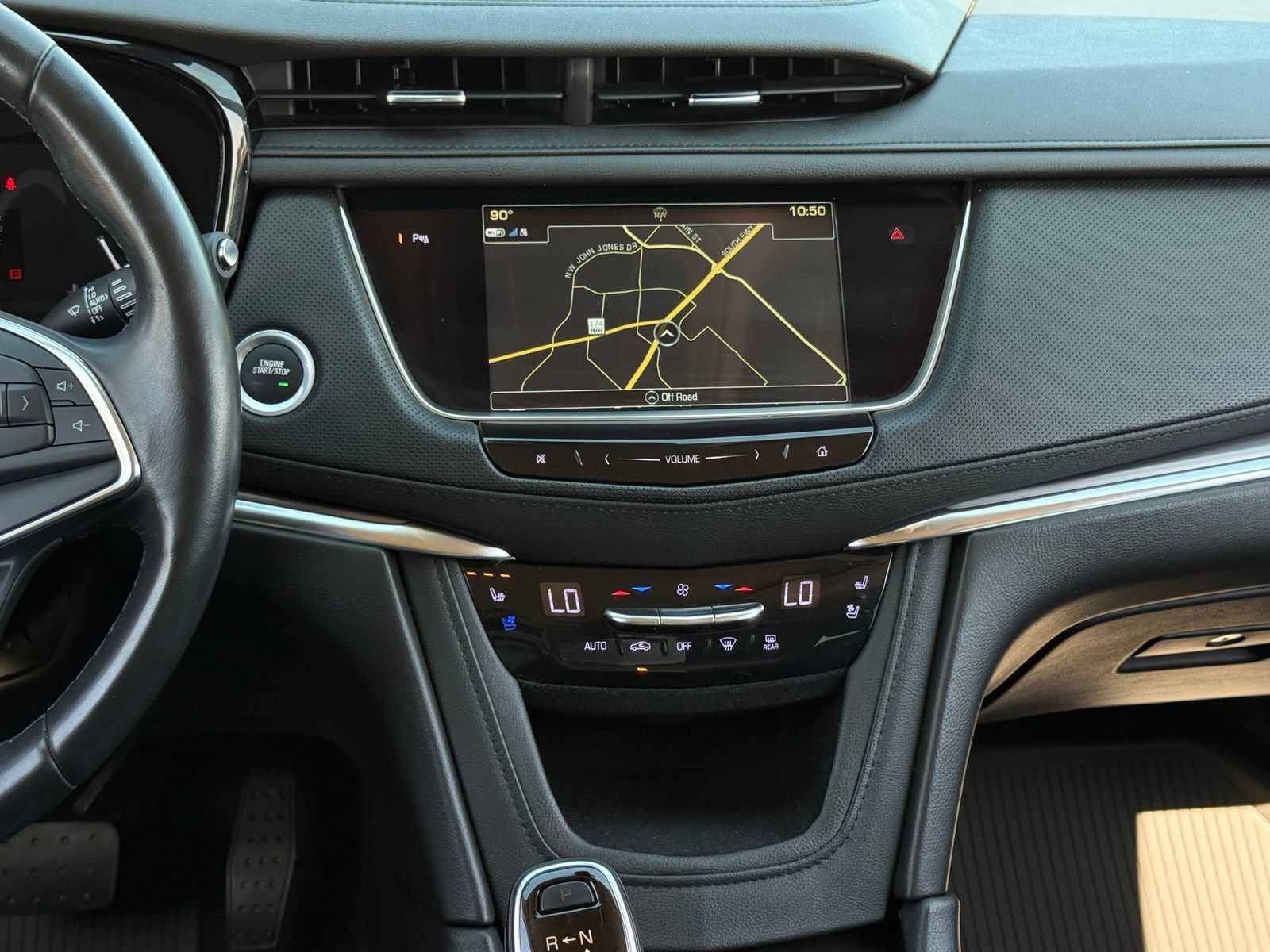 Used 2019 Cadillac XT5 Premium Luxury FWD image 18