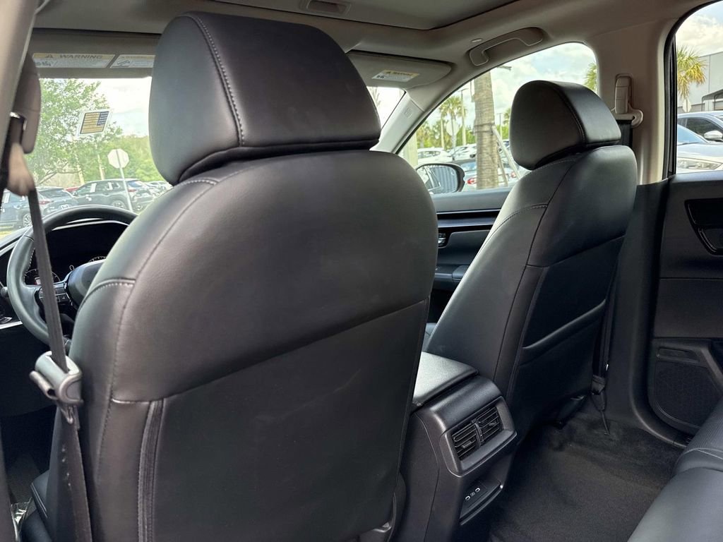Used 2025 Honda CR-V EX-L image 14