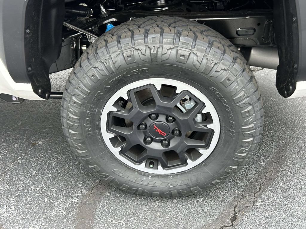 New 2026 Toyota Tacoma TRD Off-Road AWD/4WD image 11