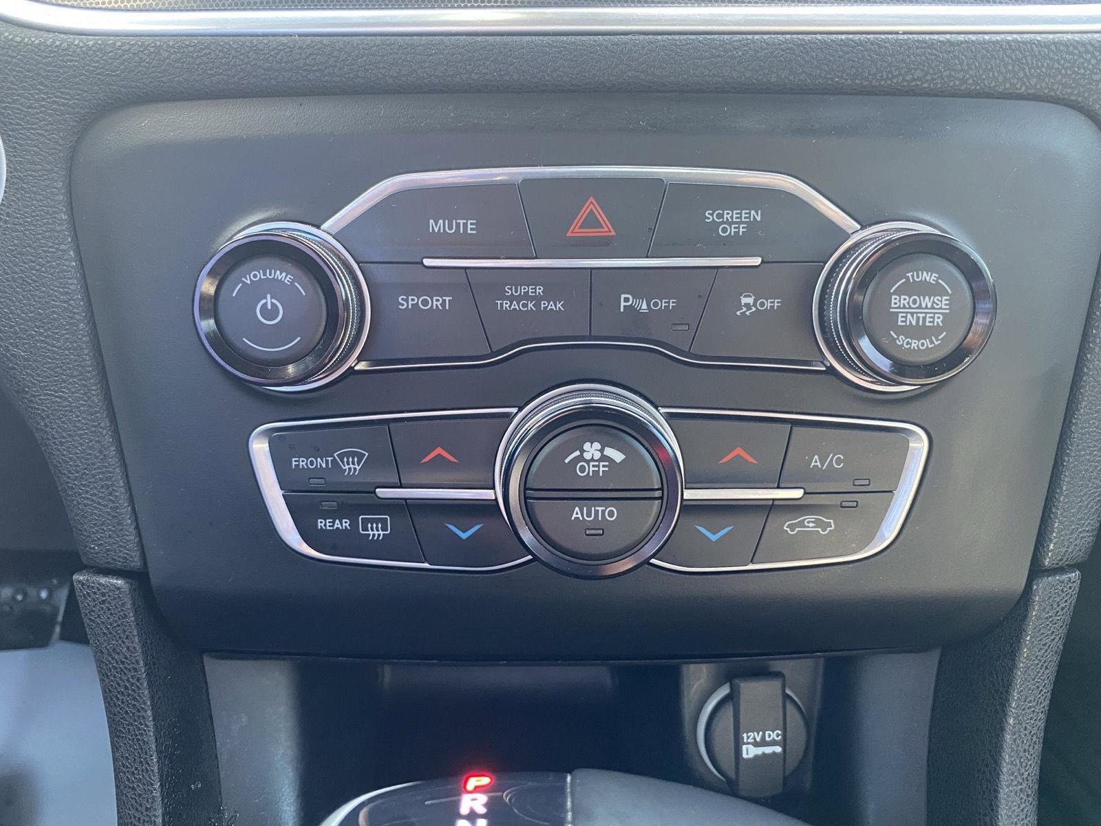 Used 2018 Dodge Charger GT image 18