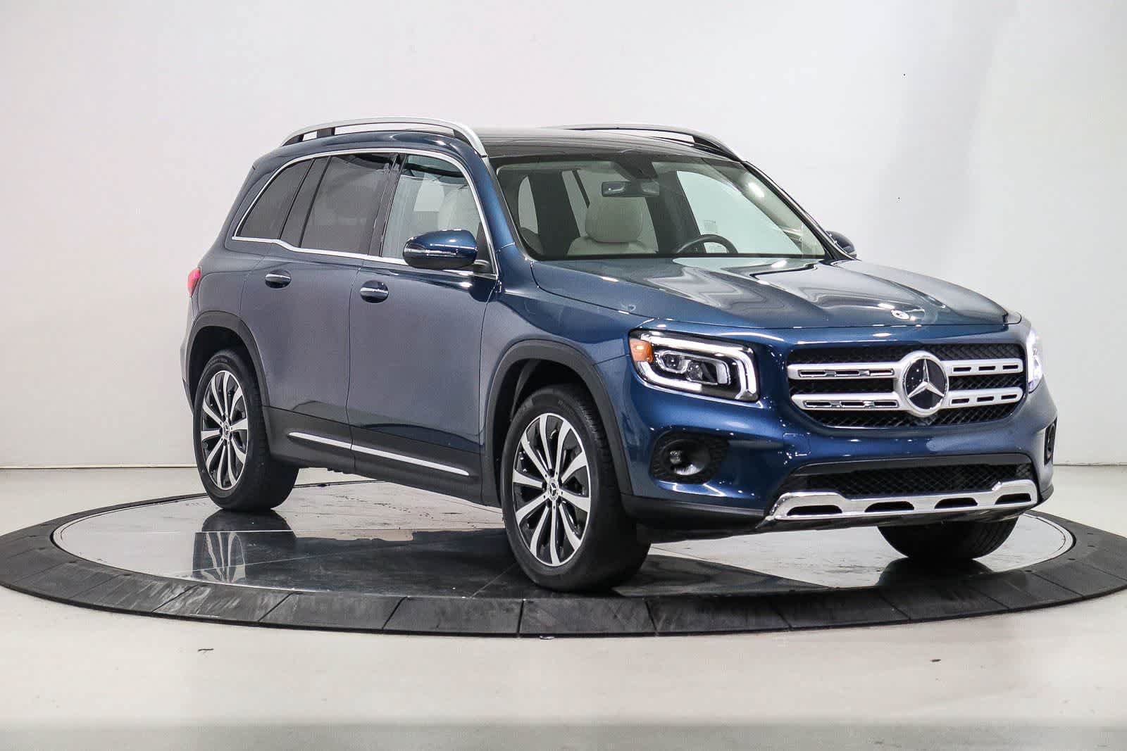 Used 2022 Mercedes-Benz GLB 250 image 5