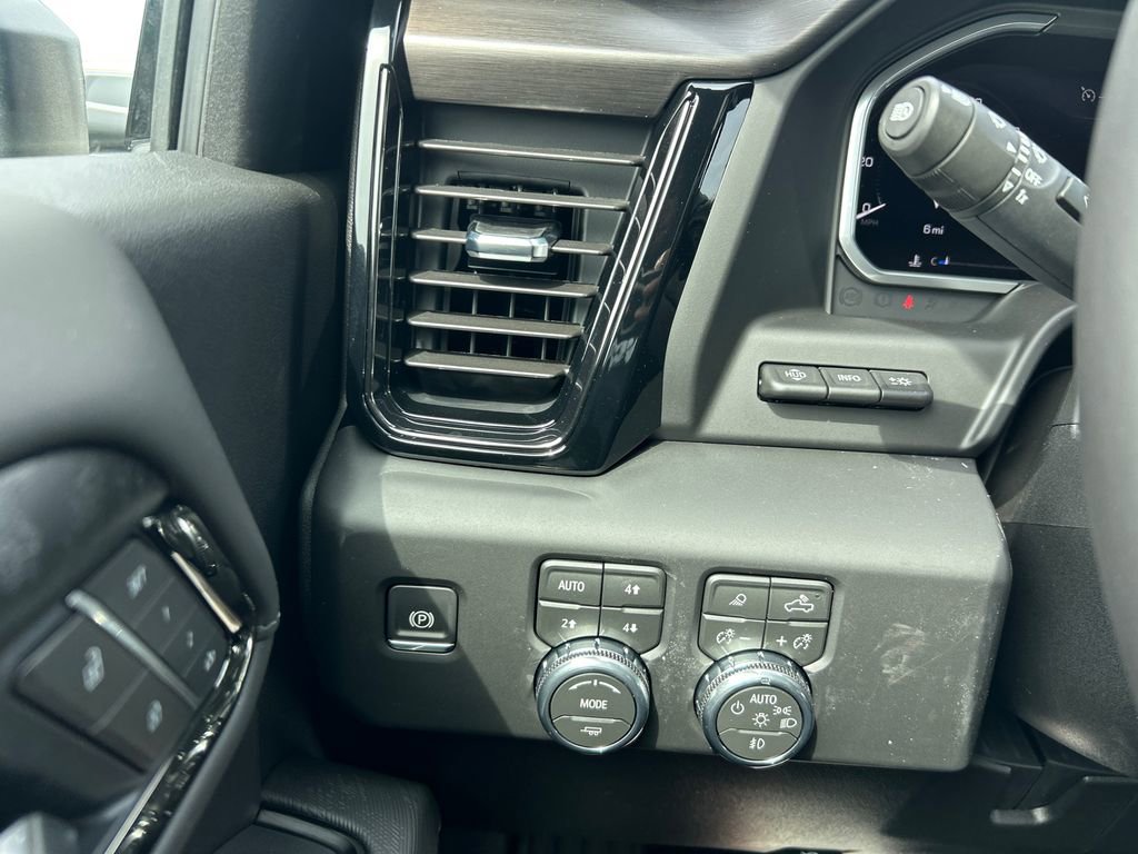 New 2026 GMC Sierra 2500 AT4X AWD/4WD image 19