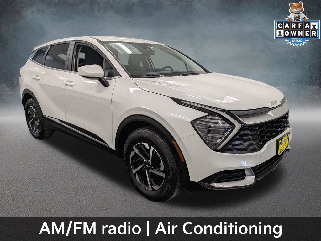 Used 2024 Kia Sportage LX image 3