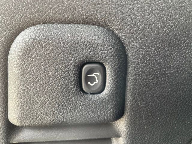 Used 2021 Jeep Grand Cherokee Limited image 32