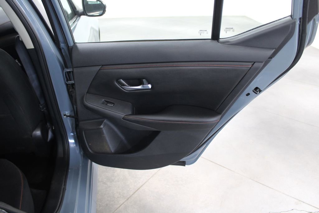 Used 2024 Nissan Sentra SR image 32