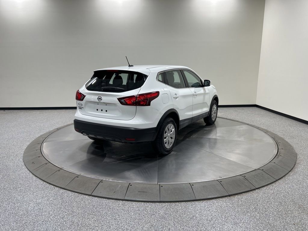 Used 2019 Nissan Rogue Sport S image 6