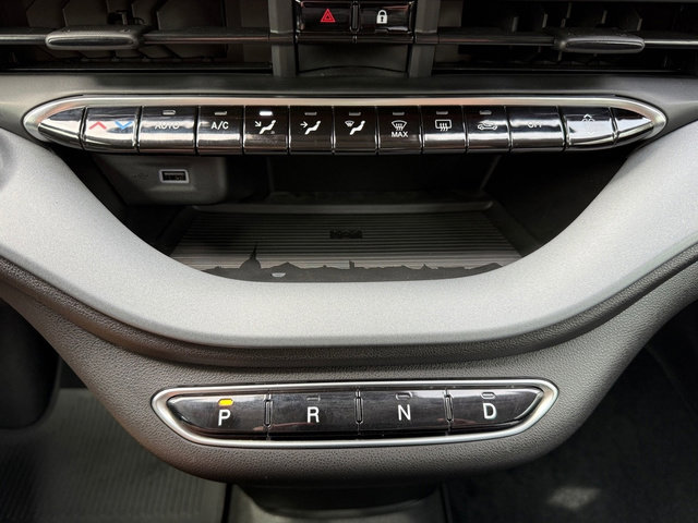 Used 2024 FIAT 500 e (RED) image 24