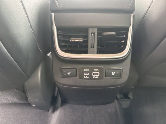 Used 2025 Subaru Outback Limited AWD/4WD image 28