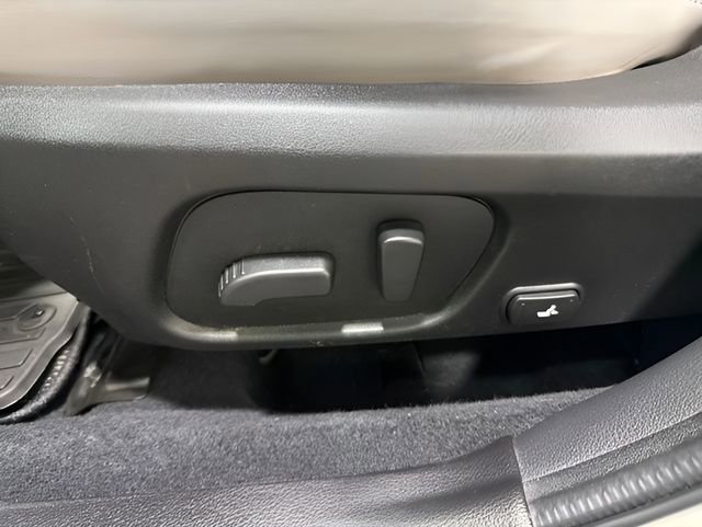Used 2018 Subaru Forester 2.5i Limited w/ Popular Package #2 AWD/4WD image 12