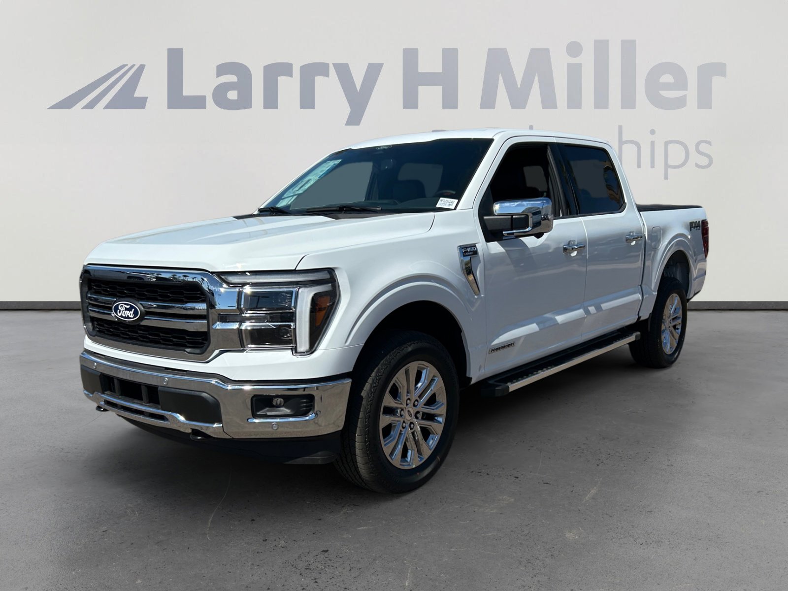New 2025 Ford F150 Lariat w/ Equipment Group 501A Mid