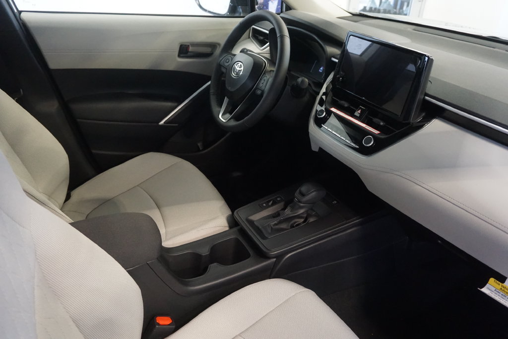 New 2026 Toyota Corolla Cross LE AWD/4WD image 24