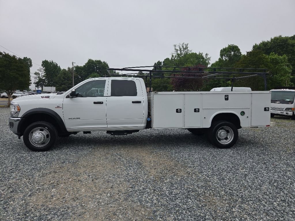 Used 2022 RAM 5500 Tradesman w/ Chrome Appearance Group AWD/4WD image 2