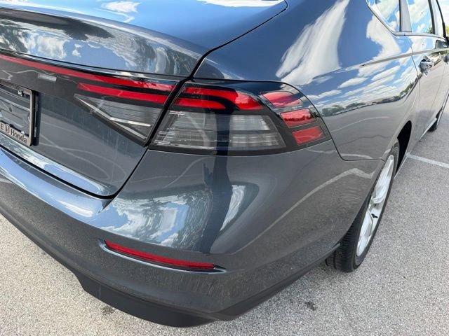 Used 2023 Honda Accord LX image 9