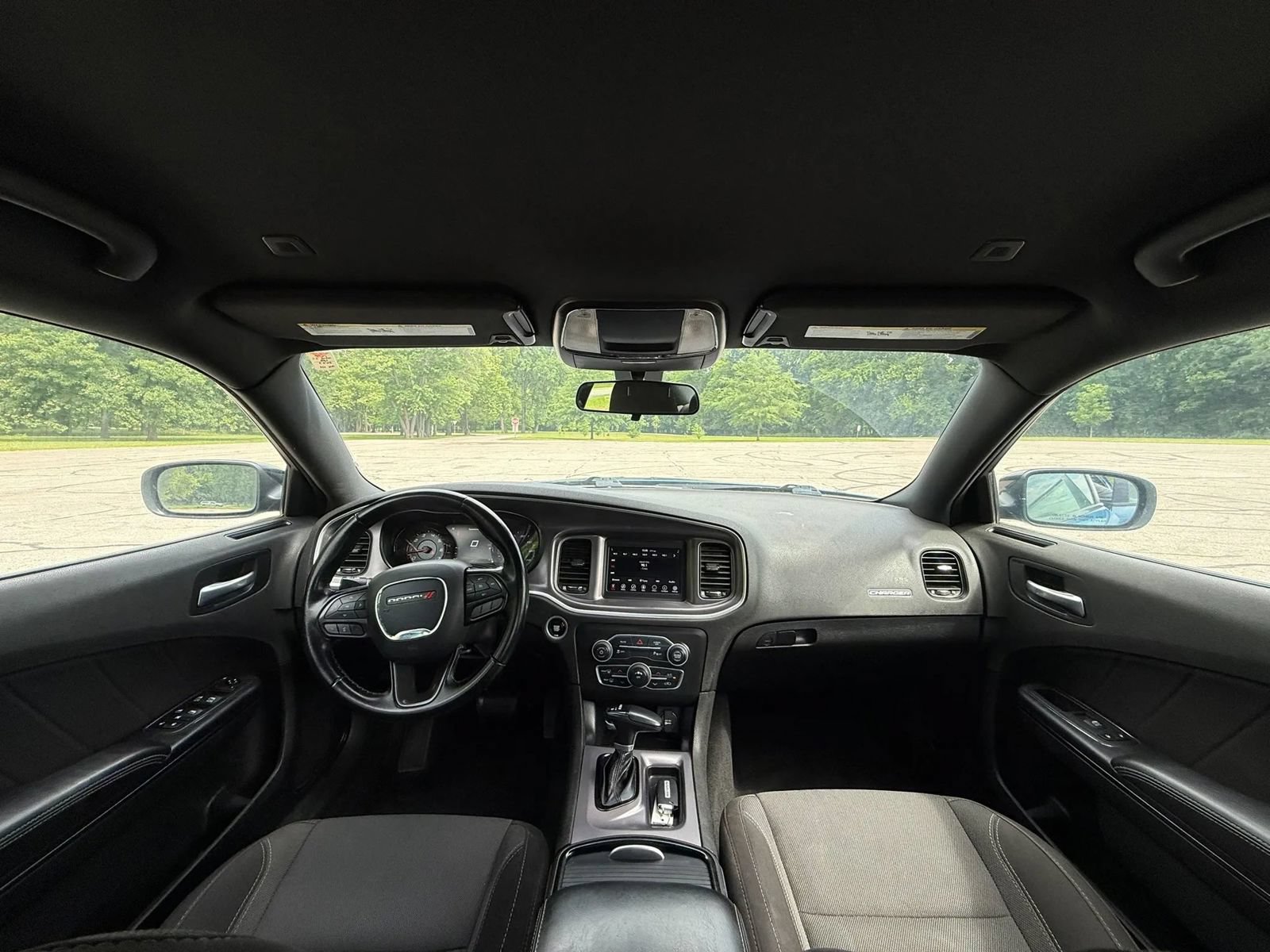 Used 2021 Dodge Charger SXT w/ Blacktop Package RWD image 15
