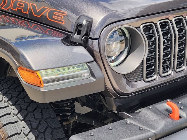 Certified 2025 Jeep Gladiator Mojave AWD/4WD image 8