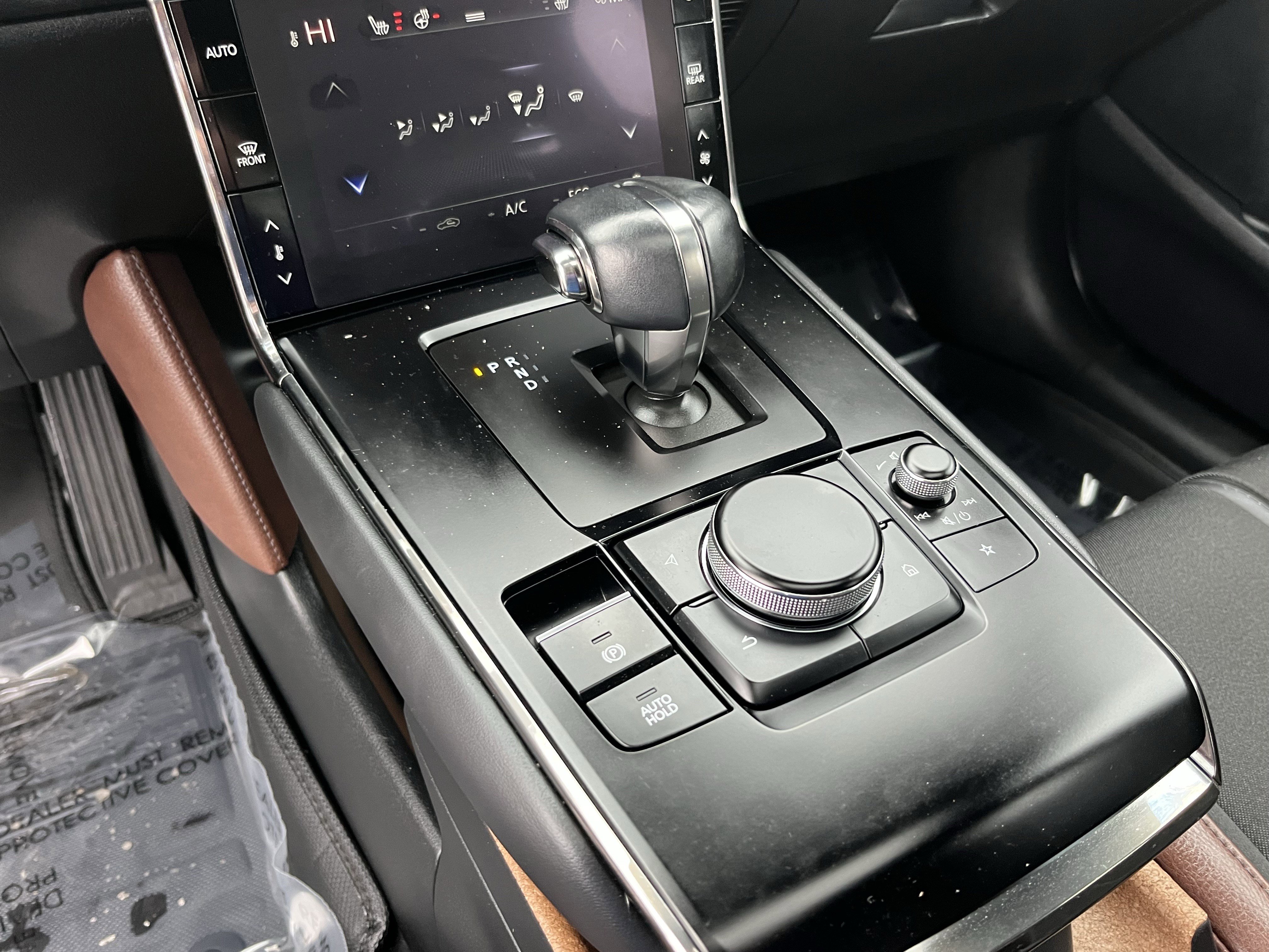 Used 2022 MAZDA MX-30 Electric w/ Premium Plus Pkg image 22