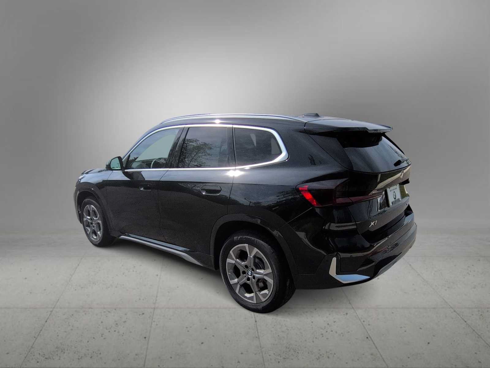 New 2026 BMW X1 xDrive28i AWD/4WD image 6