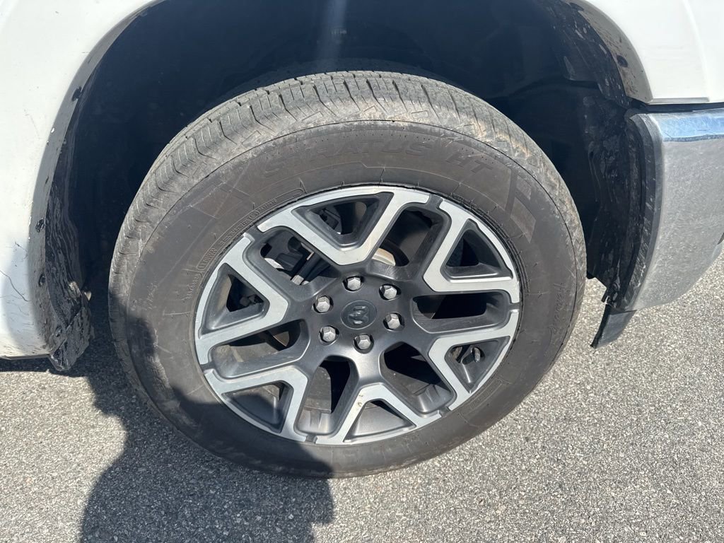 Used 2025 RAM 1500 Laramie image 6