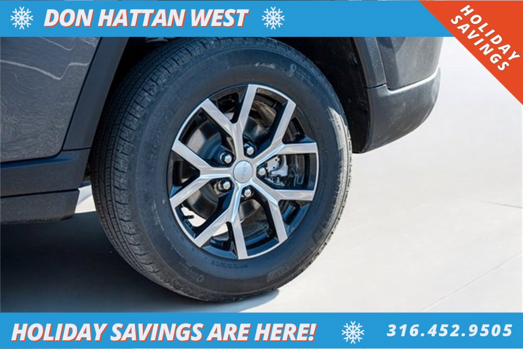 Used 2025 Jeep Grand Cherokee Limited image 38