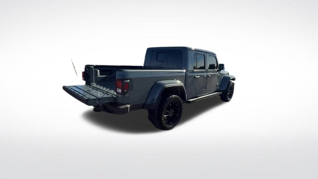 Used 2025 Jeep Gladiator Sport image 33