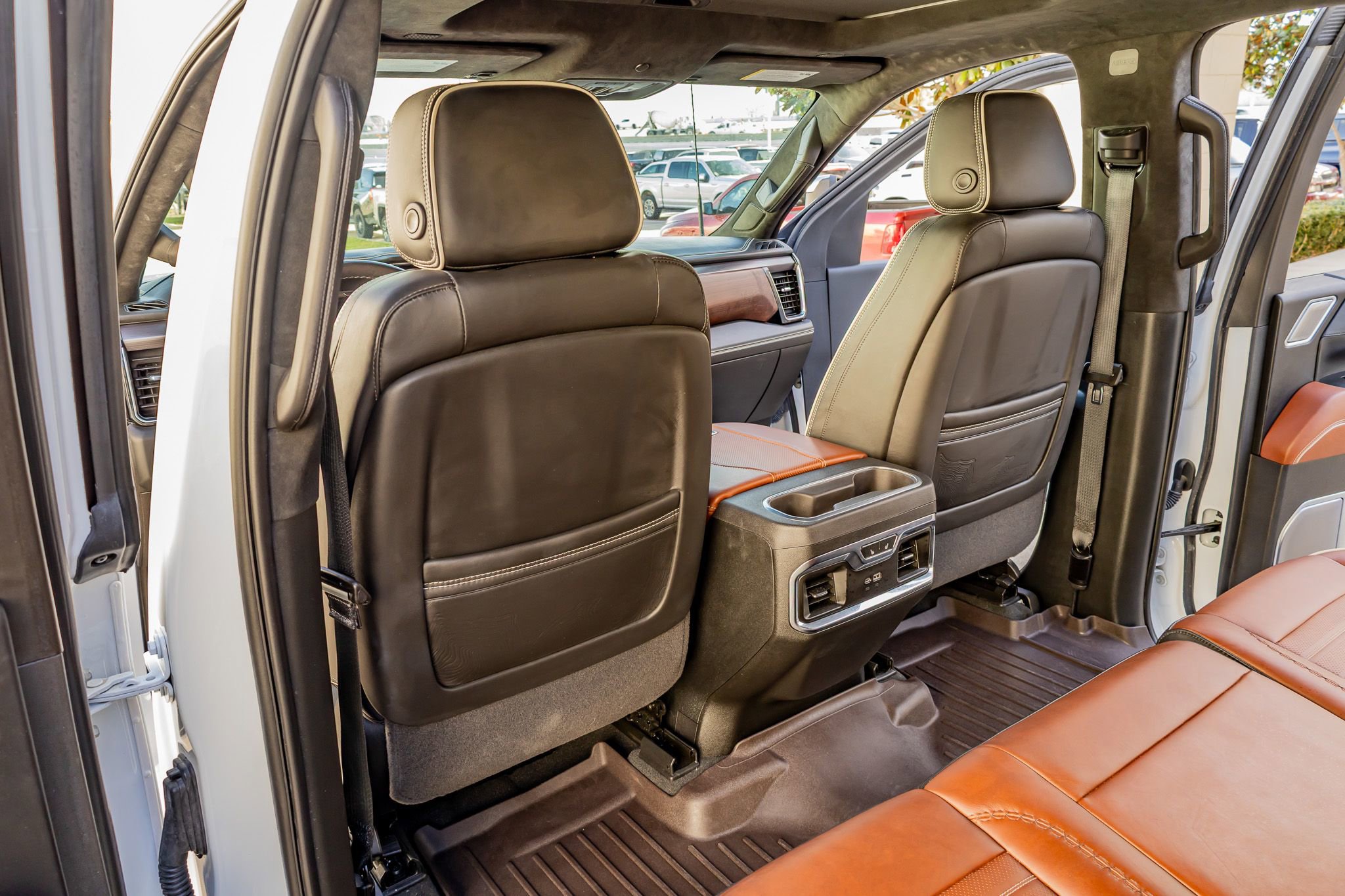 Used 2025 GMC Sierra 2500 Denali Ultimate image 33