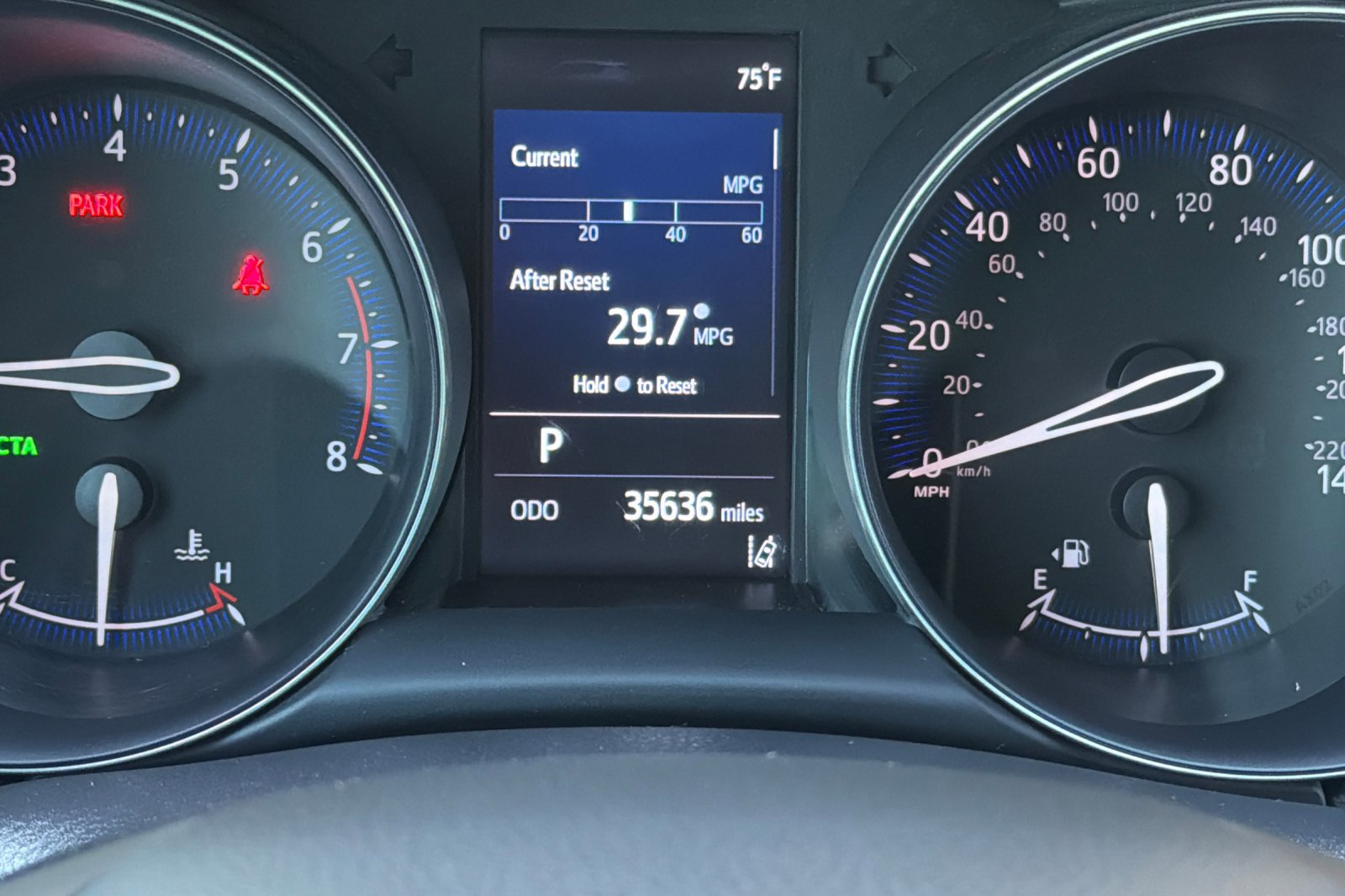 Used 2019 Toyota C-HR XLE FWD image 27