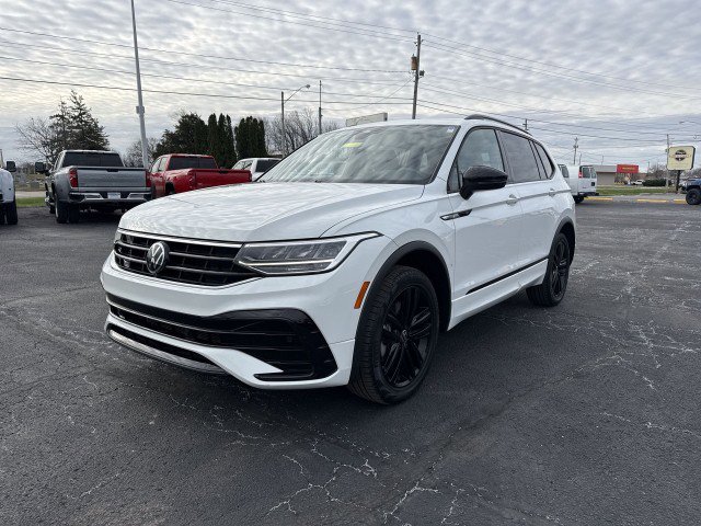 Used 2022 Volkswagen Tiguan SE R-Line