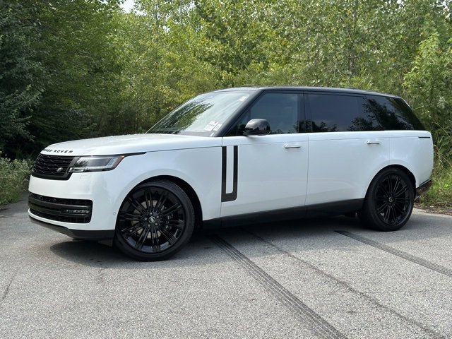 New 2025 Land Rover Range Rover Long Wheelbase SE image 1