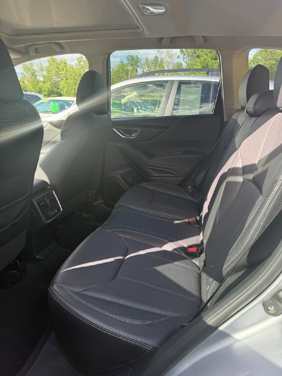 Used 2020 Subaru Forester Limited image 13