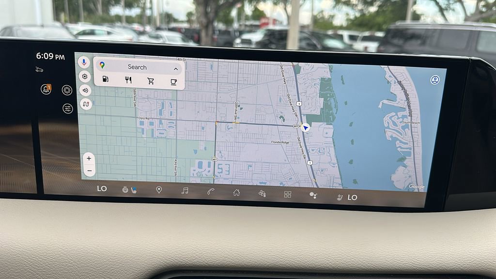 New 2025 Nissan Armada Platinum image 25
