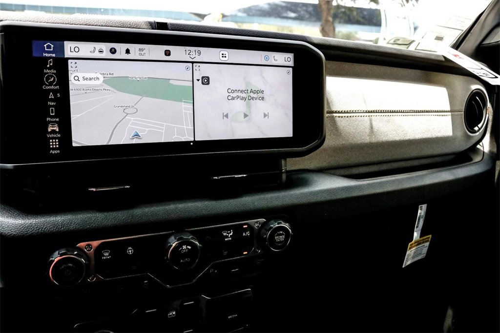 New 2024 Jeep Gladiator Sport image 16