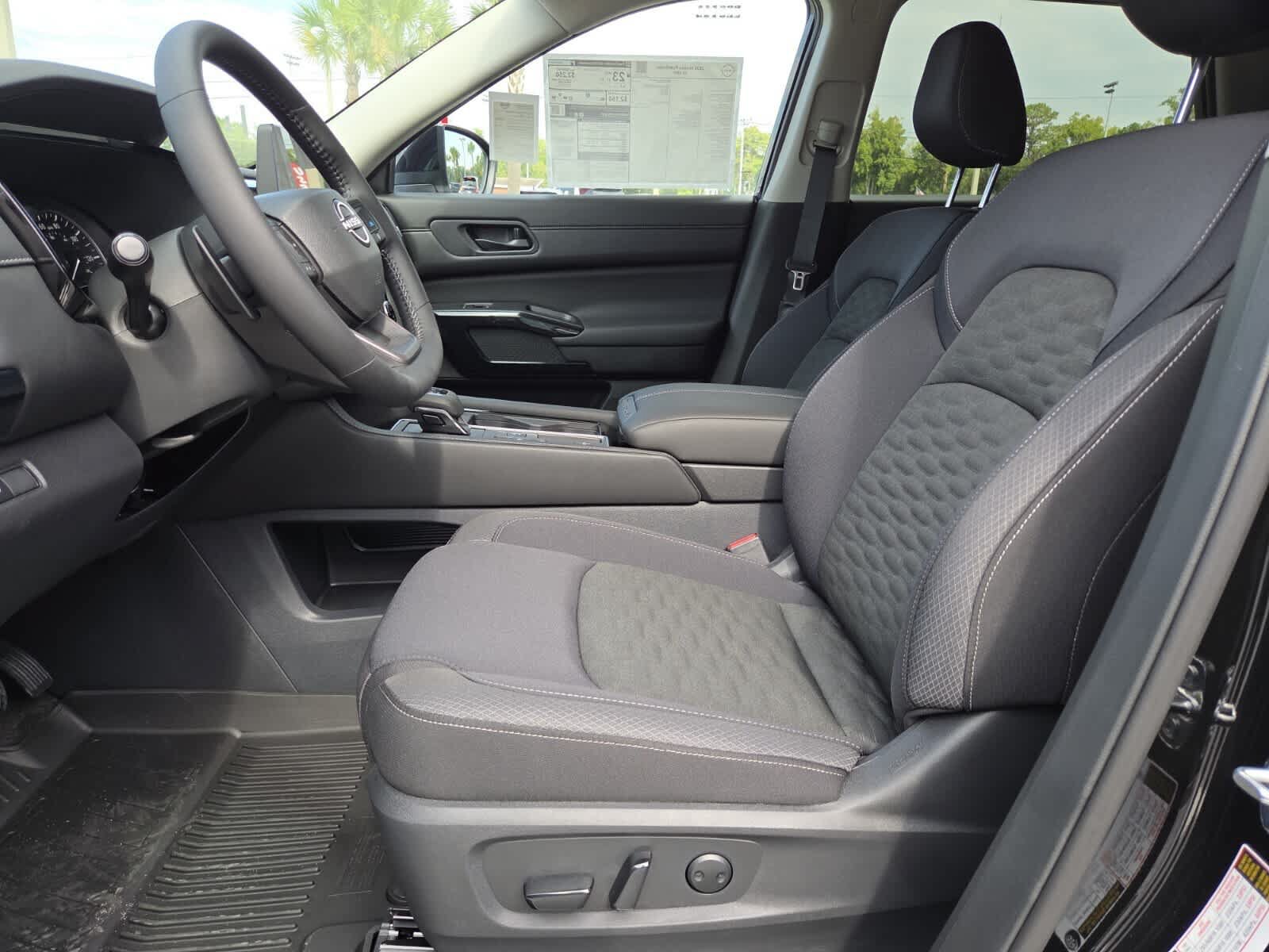 New 2026 Nissan Pathfinder SV FWD image 4